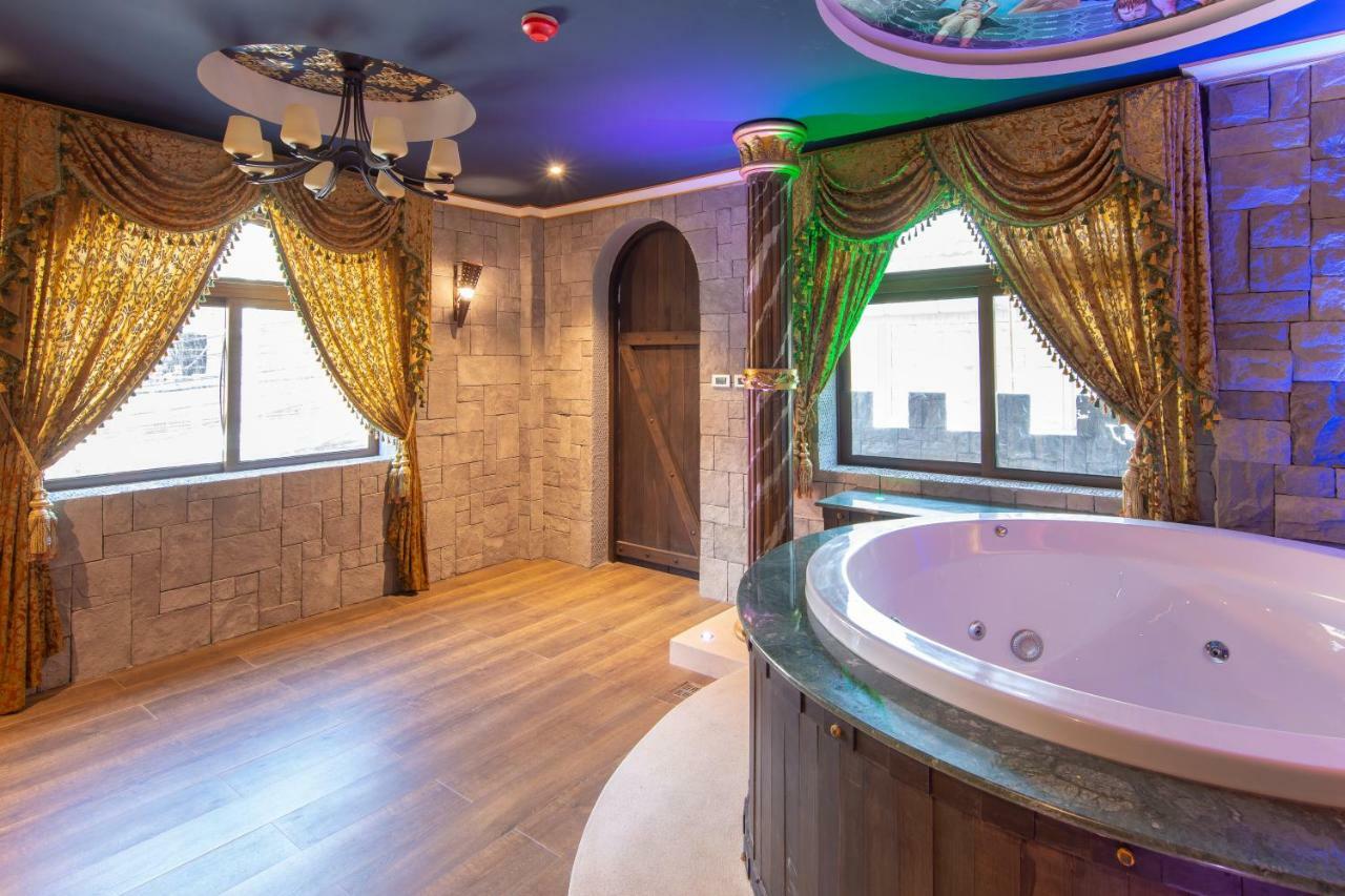 פאטאיה Castle Suites מראה חיצוני תמונה