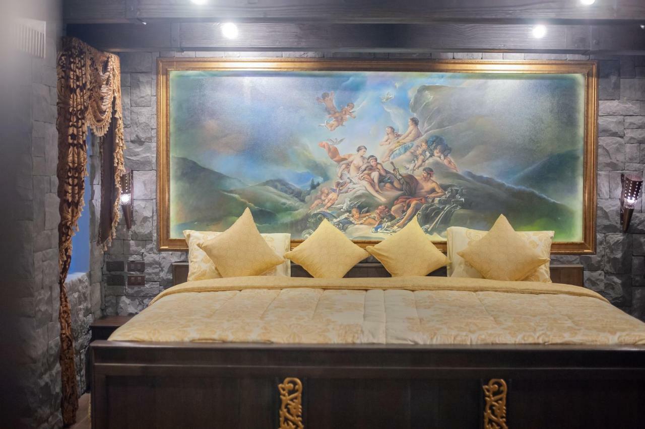 פאטאיה Castle Suites מראה חיצוני תמונה