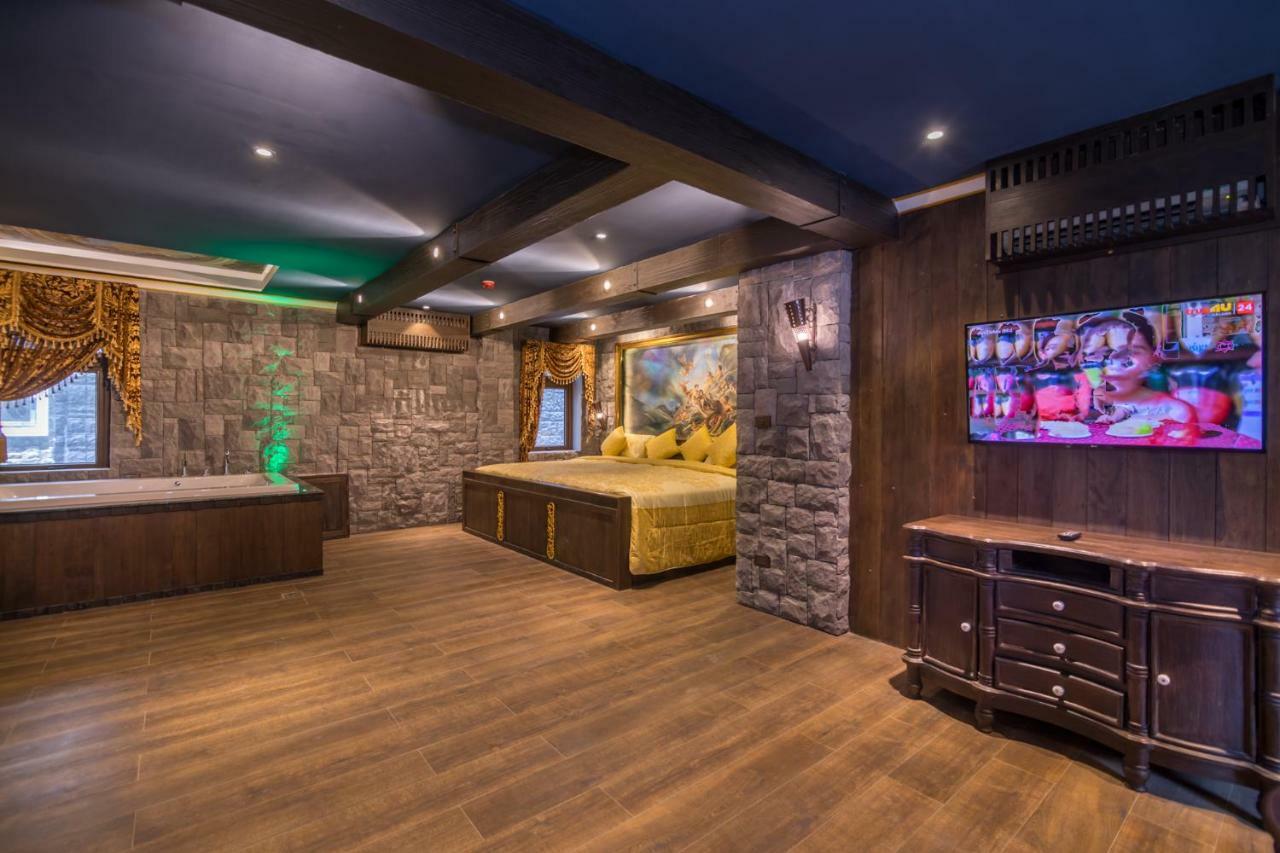 פאטאיה Castle Suites מראה חיצוני תמונה